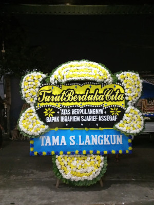 Papan Bunga Duka di Pasar Prabumulih I